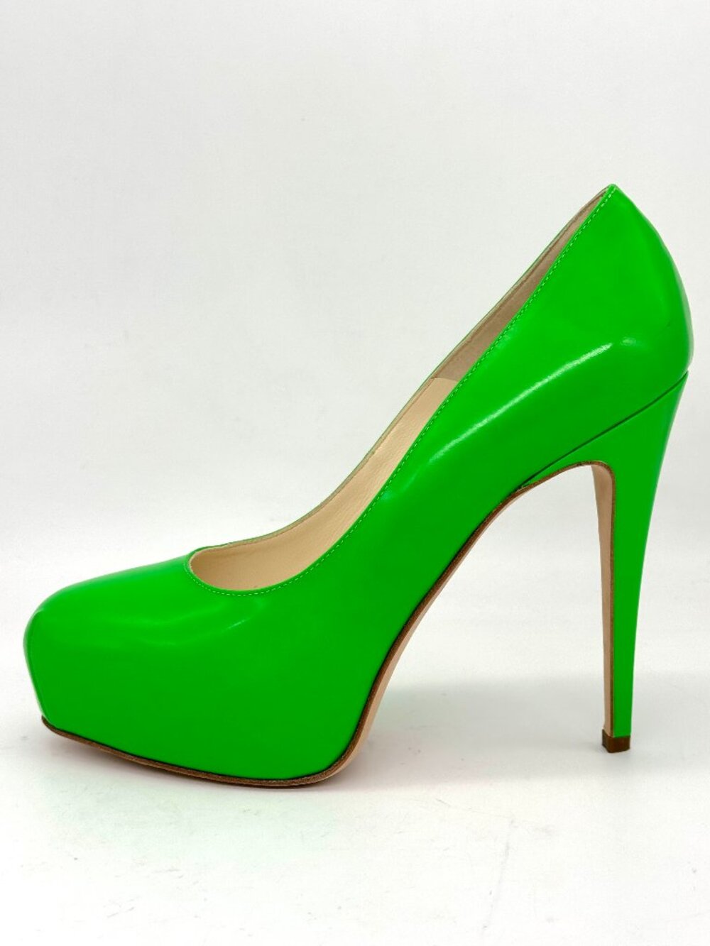 Brian Atwood MANIAC Patent Leather Platform Heels Pumps Shoes Apple Green